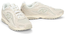 Carica l'immagine nel visualizzatore di Gallery, Sneaker unisex 204L in mesh
