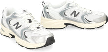 Carica l'immagine nel visualizzatore di Gallery, Sneakers low-top 530 in mesh
