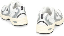 Carica l'immagine nel visualizzatore di Gallery, Sneakers low-top 530 in mesh
