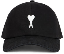Carica l'immagine nel visualizzatore di Gallery, Cappellino con visiera in cotone
