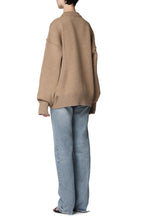 Load image into Gallery viewer, virgin wool crew-neck sweater
