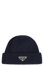 Carica l'immagine nel visualizzatore di Gallery, Cappello in maglia a coste
