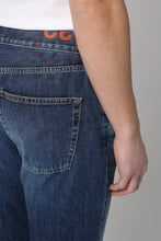 Carica l'immagine nel visualizzatore di Gallery, Jeans Icon in cotone stretch
