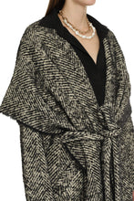 Carica l'immagine nel visualizzatore di Gallery, Cappotto in lana e mohair
