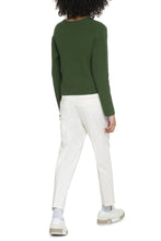 Carica l'immagine nel visualizzatore di Gallery, Pullover con scollo a V

