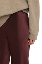Carica l'immagine nel visualizzatore di Gallery, Pantaloni in raso
