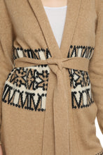 Carica l'immagine nel visualizzatore di Gallery, Cardigan con motivo jacquard
