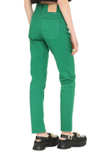 Carica l'immagine nel visualizzatore di Gallery, Jeans slim fit Olivia
