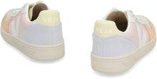 Carica l'immagine nel visualizzatore di Gallery, Sneakers low-top V-10
