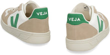 Carica l'immagine nel visualizzatore di Gallery, Sneakers low-top V-10 in pelle
