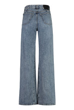 Carica l'immagine nel visualizzatore di Gallery, Jeans straight leg Treble a 5 tasche
