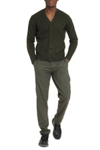 Load image into Gallery viewer, Wool cardigan
