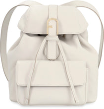 Carica l'immagine nel visualizzatore di Gallery, Zaino Furla Flow S in pelle
