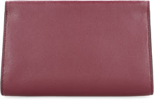 Carica l'immagine nel visualizzatore di Gallery, Wallet on chain Furla Camelia in pelle
