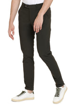 Carica l'immagine nel visualizzatore di Gallery, Pantaloni chino Winter in nylon tecnico
