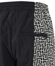 Carica l'immagine nel visualizzatore di Gallery, Track-pants in nylon
