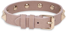 Carica l'immagine nel visualizzatore di Gallery, Bracciale Rockstud in pelle
