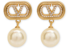 Load image into Gallery viewer, Earrings with Pendant Pearl
