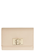Carica l'immagine nel visualizzatore di Gallery, Portafoglio Furla 1927 in pelle
