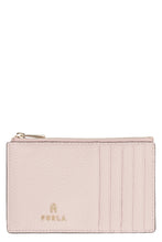 Carica l'immagine nel visualizzatore di Gallery, Portacarte Furla Camelia in pelle
