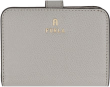 Carica l'immagine nel visualizzatore di Gallery, Portafoglio Furla Camelia in pelle
