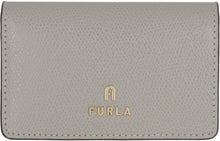 Carica l'immagine nel visualizzatore di Gallery, Portafoglio Furla Camelia in pelle
