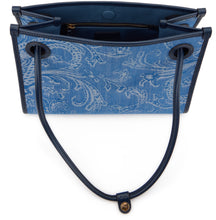 Carica l'immagine nel visualizzatore di Gallery, Borsa shopper piccola in jacquard di denim
