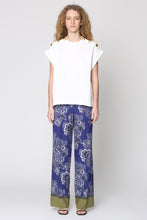 Load image into Gallery viewer, Printed silk pants
