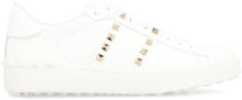 Carica l'immagine nel visualizzatore di Gallery, Valentino Garavani - Sneakers Rockstud Untitled in pelle
