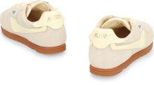 Carica l'immagine nel visualizzatore di Gallery, Sneakers low-top Windspin
