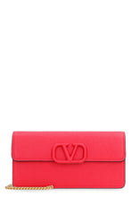 Carica l'immagine nel visualizzatore di Gallery, Valentino Garavani - Wallet on chain in pelle
