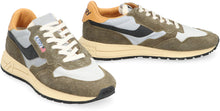 Load image into Gallery viewer, Reelwind Low-top sneakers

