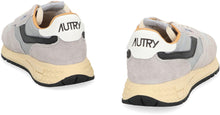 Load image into Gallery viewer, Reelwind Low-top sneakers
