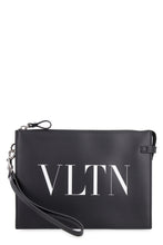 Carica l'immagine nel visualizzatore di Gallery, Valentino Garavani - Busta con logo VLTN
