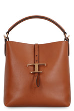 Carica l'immagine nel visualizzatore di Gallery, Borsa a secchiello T Timeless in pelle
