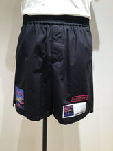 Carica l'immagine nel visualizzatore di Gallery, Shorts da mare in nylon
