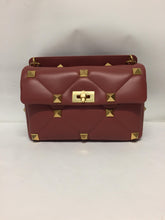Carica l'immagine nel visualizzatore di Gallery, Valentino Garavani - Borsa a spalla Roman Stud in pelle
