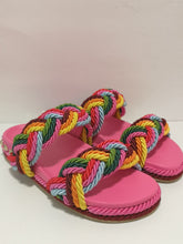 Carica l'immagine nel visualizzatore di Gallery, Slides RockStud
