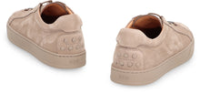 Carica l'immagine nel visualizzatore di Gallery, Sneakers low-top in nabuk
