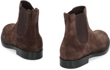 Carica l'immagine nel visualizzatore di Gallery, Chelsea boots in pelle scamosciata
