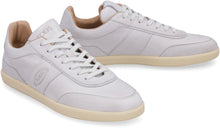 Carica l'immagine nel visualizzatore di Gallery, Sneakers low-top in pelle
