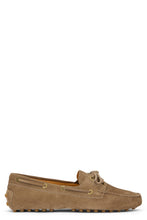Carica l'immagine nel visualizzatore di Gallery, Mocassino Gommino in Pelle Scamosciata beige
