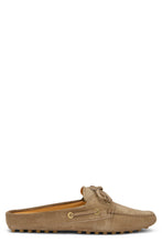Carica l'immagine nel visualizzatore di Gallery, Mocassino Gommino in Pelle Scamosciata beige
