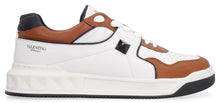 Carica l'immagine nel visualizzatore di Gallery, Valentino Garavani - Sneakers low-top One Stud
