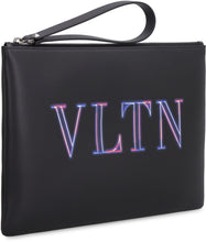 Carica l'immagine nel visualizzatore di Gallery, Valentino Garavani - Busta piatta in pelle con logo
