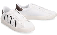 Carica l'immagine nel visualizzatore di Gallery, Valentino Garavani - Sneakers low-top Open
