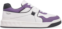 Carica l'immagine nel visualizzatore di Gallery, Valentino Garavani - Sneakers low-top ONE STUD in pelle

