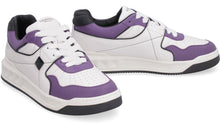 Carica l'immagine nel visualizzatore di Gallery, Valentino Garavani - Sneakers low-top ONE STUD in pelle
