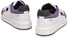 Carica l'immagine nel visualizzatore di Gallery, Valentino Garavani - Sneakers low-top ONE STUD in pelle

