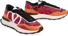 Carica l'immagine nel visualizzatore di Gallery, Valentino Garavani - Sneakers low-top Lacerunner
